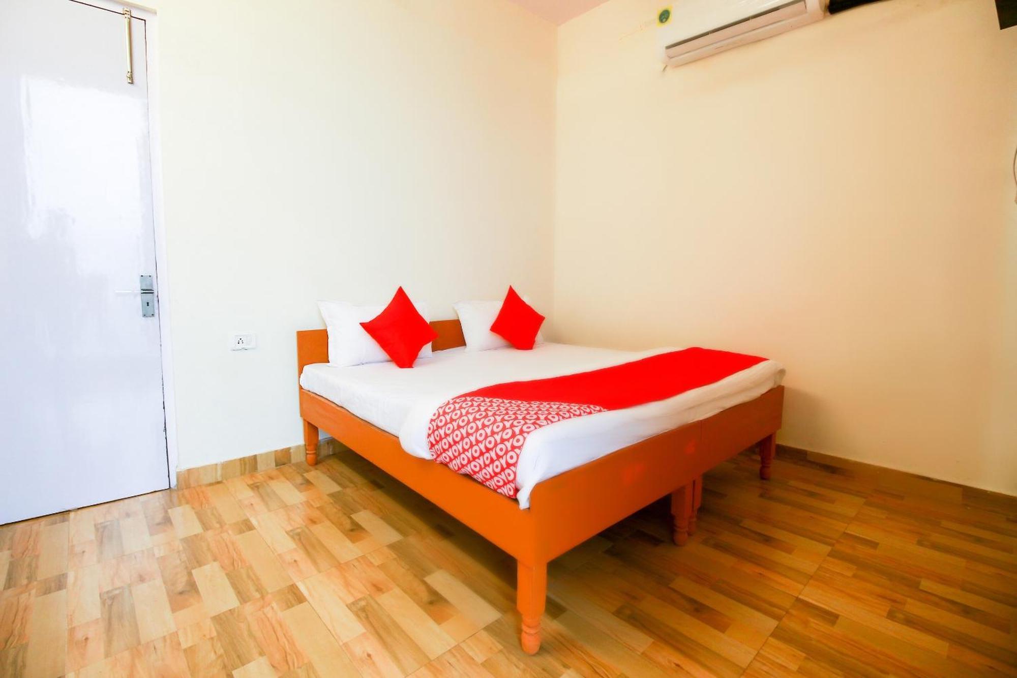 Hotel O Ansh Residency Дели Экстерьер фото